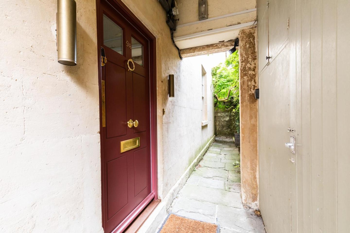 Russell House Suites Bath Extérieur photo